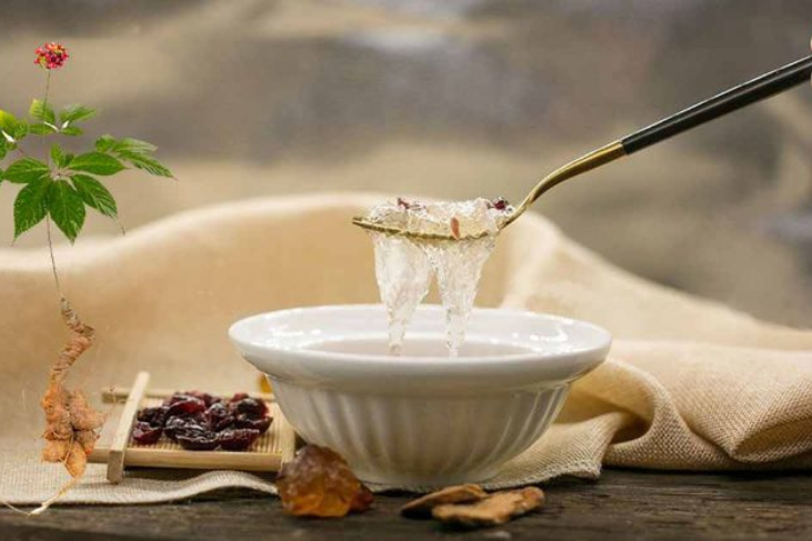 1 Tai yến chưng bao nhiêu phút ?